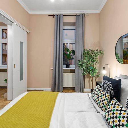 Chic Vienna Apartment Exterior photo